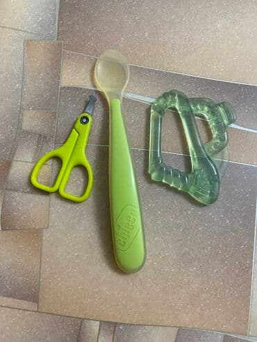 контейнеры для вещей: Продаю Б/У детские товары. 1 фото - 50 сом за 1 шт (бутылочки CHICCO — 4