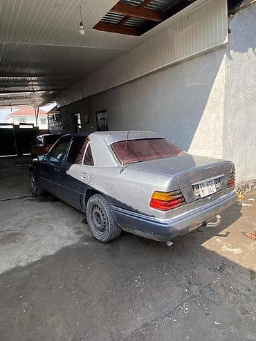w210 милениум: Mercedes-Benz W124: 1990 г., 3 л, Механика, Дизель, Седан — 6