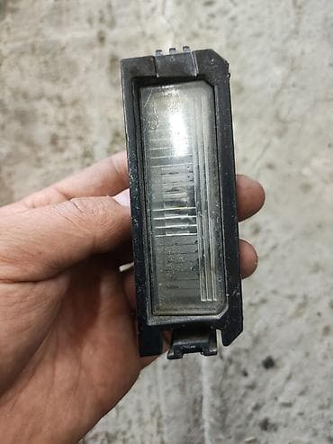 авто лампа: Комплект автомобильных световых элементов и проводки. Состав: - — 3