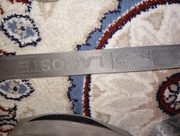 сумка женская большая брендовая: Сумка через плечо Lacoste, компактная, светло‑серая. ОРИГИНАЛ ШУНУР — 1