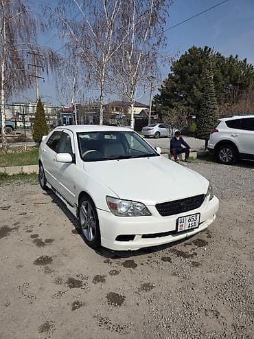 Toyota Altezza: 2002 г., 2 л, Автомат, Бензин, Седан at lalafo.kg Toyota Altezza: 2002 г., 2 л, Автомат, Бензин, Седан