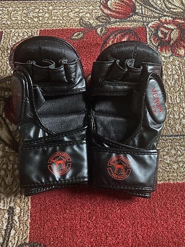 женские часы оригинал: Продаю экипировку для единоборств Перчатки Venum, футы Venum, шлем — 3