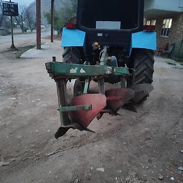 штатив для лампы: Срочно срочно прадаю.Навесной оборотный плуг для трактора - — 2