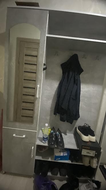 полки магазинные: Шкаф-прихожая, Новый, С зеркалом, ЛДСП — 1