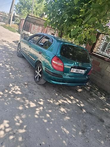 geely galaxy star 7: Nissan Almera: 2001 г., 1.8 л, Автомат, Бензин, Хэтчбэк — 3