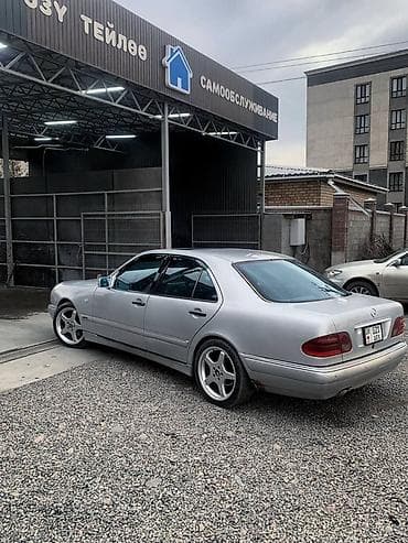 Mercedes-Benz E-Class: 1997 г., 4.3 л, Автомат, Бензин, Седан