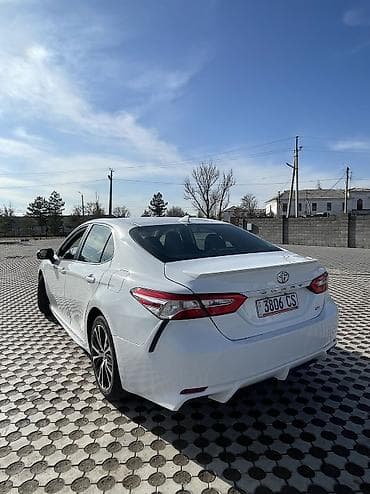 audi a80: Toyota Camry: 2020 г., 2.5 л, Автомат, Бензин, Седан — 2