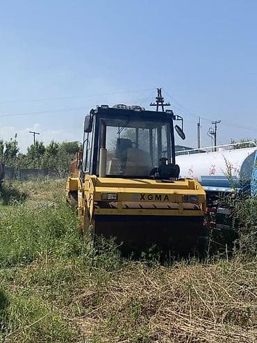 кран паук: Каток дорожный XGMA (самоходный вибрационный) Описание: - — 1