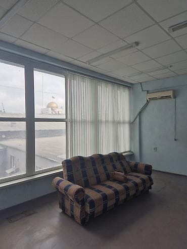сдаю в аренду офис: Аренда офисов, 25 м², В административном здании, С отдельным входом — 1