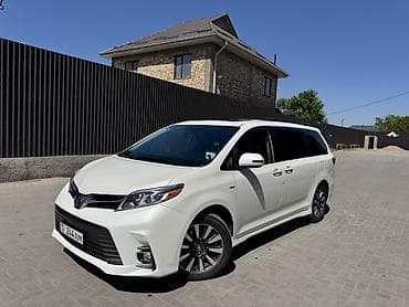 h 100: Toyota Sienna: 2018 г., 3.5 л, Автомат, Бензин, Минивэн — 3