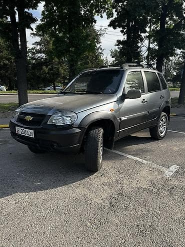генератор портер 1: Chevrolet Niva: 2010 г., 1.7 л, Бензин, Внедорожник — 1