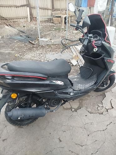 Продается скутер цена 60000