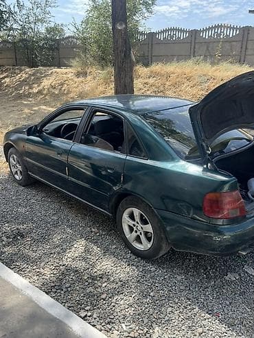 audi b2: Audi A4: 1996 г., 1.6 л, Механика, Седан — 1