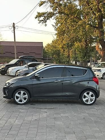 шрв машина: Chevrolet Spark: 2017 г., 1 л, Автомат, Бензин, Хэтчбэк — 4