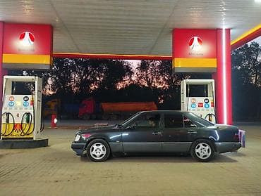 lexus gs 2007: Mercedes-Benz E-Class: 1988 г., 3 л, Автомат, Бензин, Седан — 6