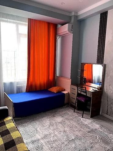 кабинет салона красоты: 37 м², С мебелью — 1