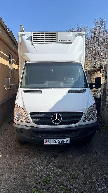 гурзовой спринтер: Грузовик, Mercedes-Benz, 3 т — 1