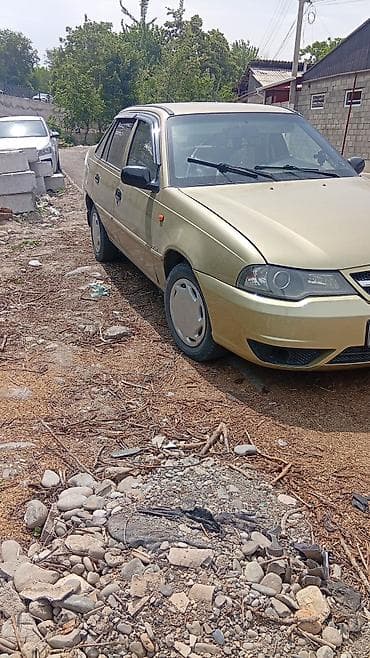 Daewoo Nexia: 2008 г., 1.6 л, Механика, Бензин