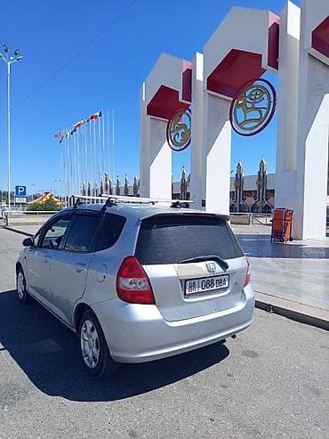 Honda Jazz: 2002 г., 1.4 л, Ручные, Бензин, Хэтчбэк