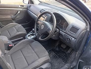 беловодск авто: Volkswagen Golf V: 2004 г., 2 л, Бензин, Хетчбек — 6