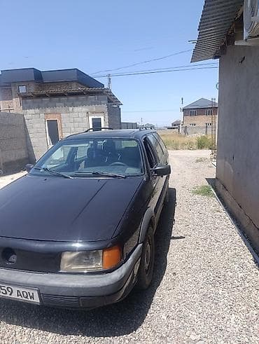 Volkswagen Passat: 1991 г., Механика, Бензин, Универсал