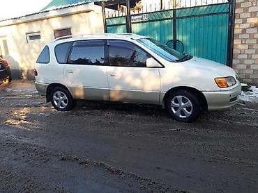 Продажа авто: Toyota Ipsum: 1999 г., 2 л, Автомат, Бензин, Минивэн — 5