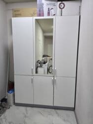 шкаф в разобранном виде: Шкаф, б/у, в хорошем состоянии, лдсп, габариты: 62х142х220. Подойдет — 1