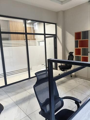 гараж склад: Здание, С оборудованием 20 м² — 4