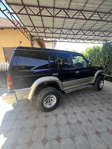 srv 2: Mitsubishi Pajero: 1993 г., 2.2 л, Механика, Дизель, Внедорожник — 3