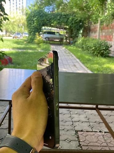 старые айфоны: IPhone 15 Pro Max, 256 ГБ, Черный, 87 % — 7
