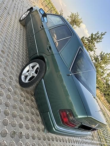 Mercedes-Benz W124: 1992 г., 2 л, Механика, Газ, Седан — 2