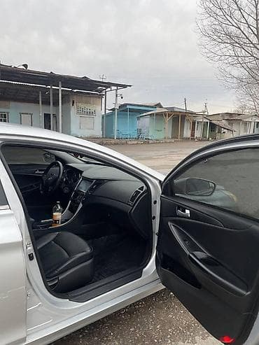 авто эстима: Hyundai Sonata: 2011 г., 2 л, Автомат, Газ, Седан — 8