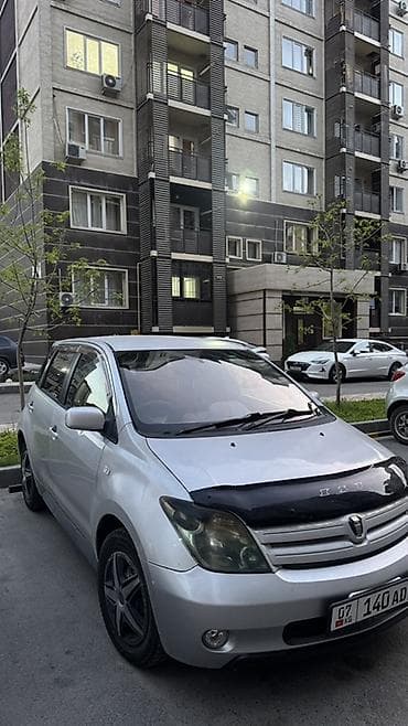 Toyota Ist: 2003 г., 1.5 л, Автомат, Хэтчбэк