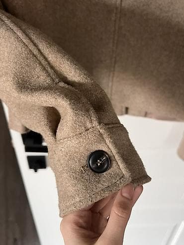 форма сварочный: Укороченное шерстяное пальто-куртка ZARA в хорошем состоянии — 4