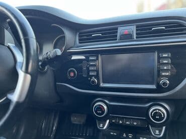 продаю или меняю на недвижимость: Kia Rio: 2018 г., 1.4 л, Автомат, Бензиновая, Седан — 3