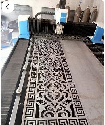 Разнорабочие: Требуется Оператор спецтехники, Оплата: Еженедельно — 2