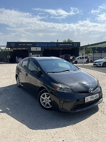 кемри 70: Toyota Prius: 2013 г., 1.8 л, Автомат, Гибрид, Хэтчбэк — 1