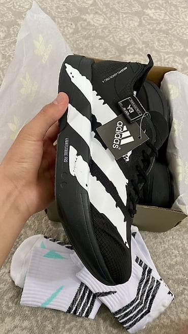 бир: Эркектердин кроссовкасы, 42, Adidas, Жаңы, түсү - Кара, Өзү алып кетүү — 5