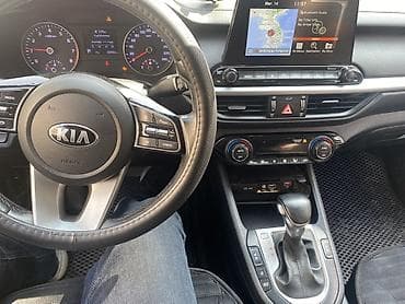 Kia K3: 2018 г., 1.6 л, Автомат, Бензин, Седан
