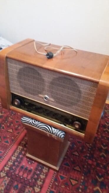 антенны для рации: Винтажный ламповый радиоприемник "Октябрь", СССР, 1958 г/выпуска, в — 2