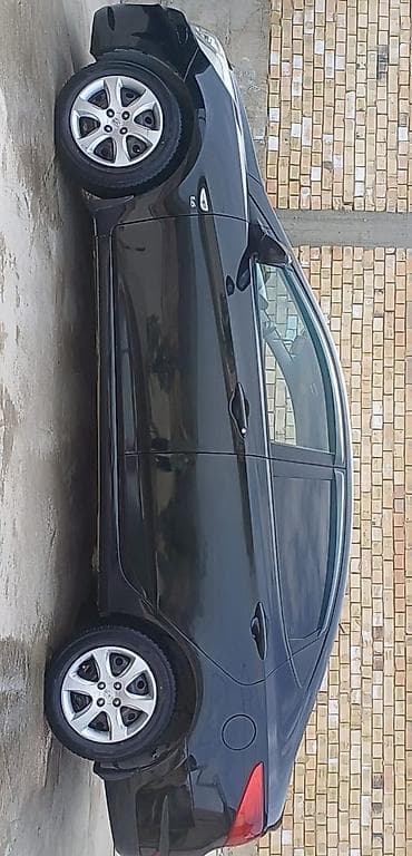 rerode r1: Hyundai Solaris: 2014 г., 1.6 л, Ручные, Бензин, Седан — 5