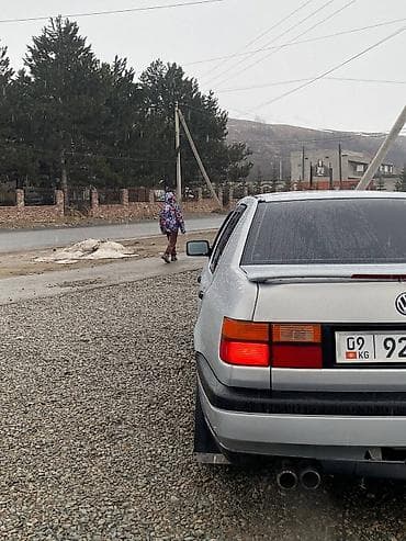 Volkswagen: Volkswagen Vento: 1993 г., Механика, Бензин, Седан — 5
