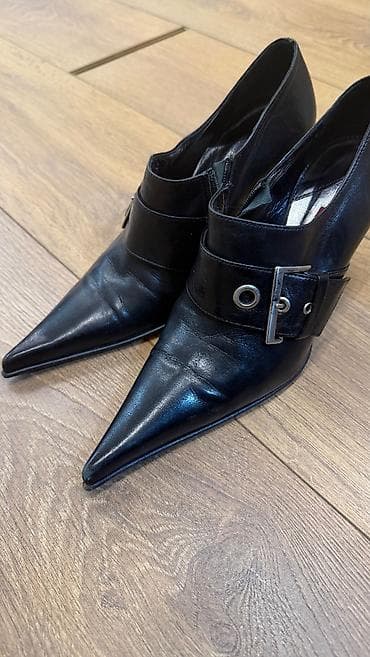 brunello cucinelli обувь: Подборка женской обуви: 1) Черные кожаные ботильоны-лодочки Giovanni — 2