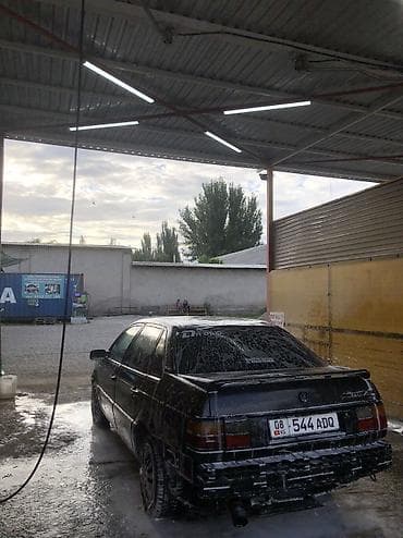Унаа: Volkswagen Passat: 1990 г., 1.8 л, Кол менен иштөөчү, Бензин, Седан — 7