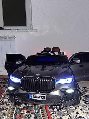 детский электро машына: Детский электрокар, Б/у — 2