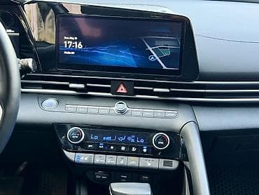infinity fx35: Hyundai Avante: 2022 г., 1.6 л, Робот, Гибрид, Седан — 10