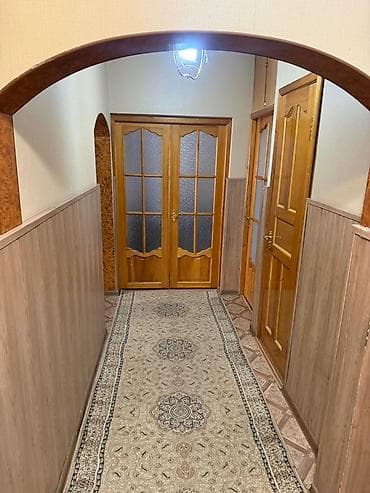 room: 4 комнаты — 8