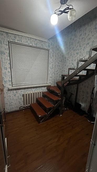 продажа квартир в аламидин 1: Адрес: Ж/М Ак-ордо 3 ул.Таш-рабат Сотых: 4 Кв.метр: 10*10 Документ  — 7