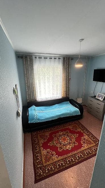 дома квартиры: 3 комнаты, 70 м², Индивидуалка, 4 этаж, Косметический ремонт — 10