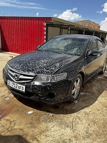 Унаа: Honda Accord: 2006 г., Кол менен иштөөчү, Бензин, Седан — 4
